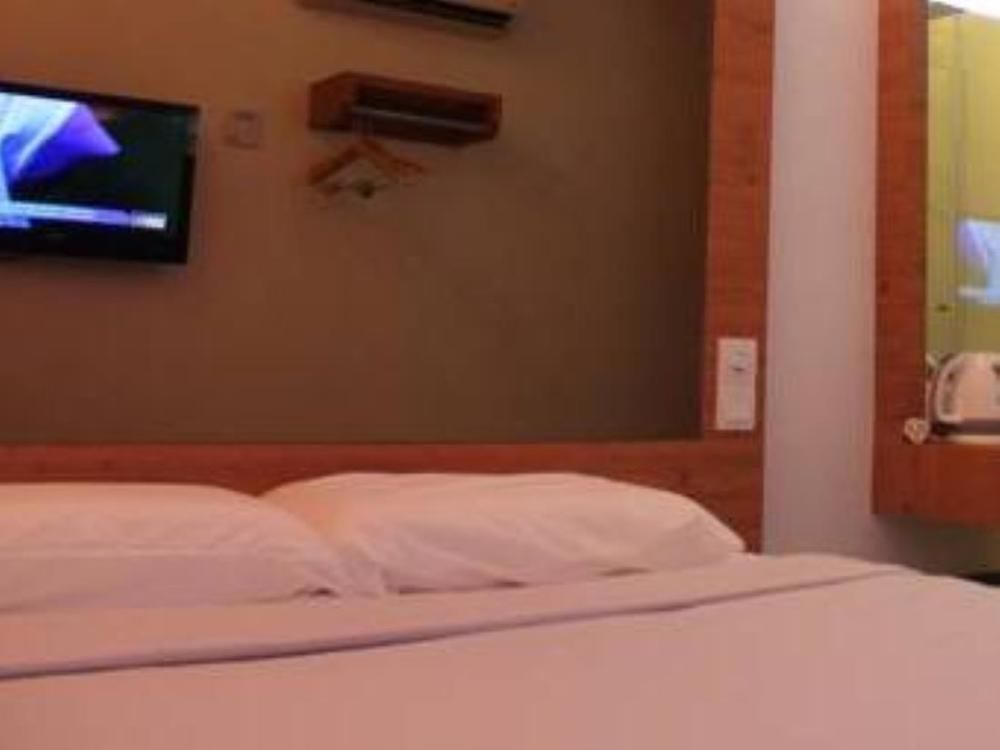 Dream Hotel Klang Buitenkant foto