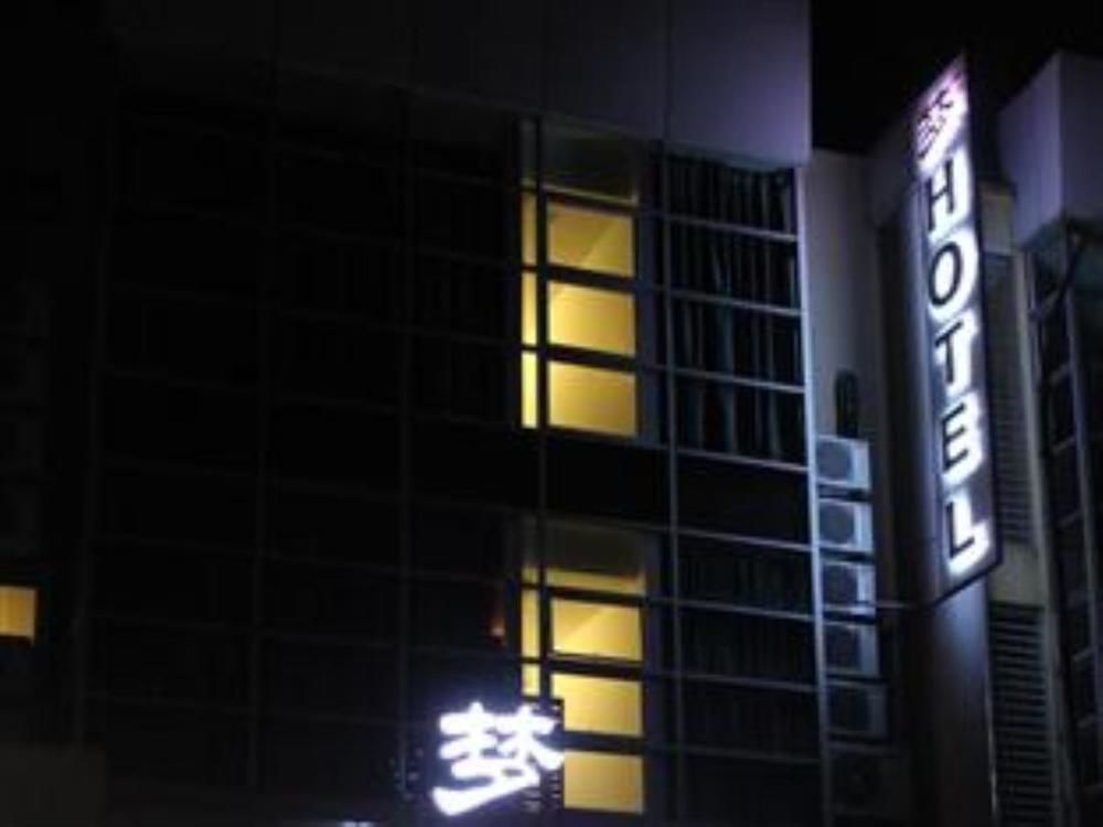 Dream Hotel Klang Buitenkant foto